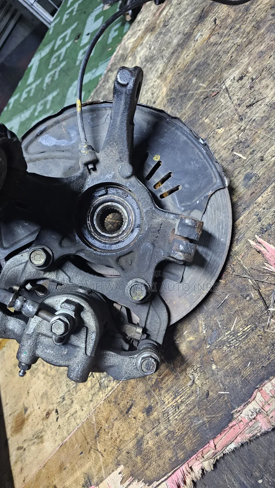 Front Hub Nissan Note