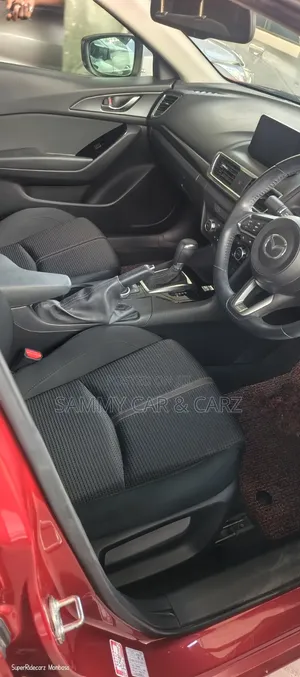 Mazda Axela 2019 Red