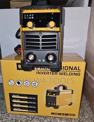 Dewalt Welding Machine 500amps + Dewalt Angle Grinder 9"