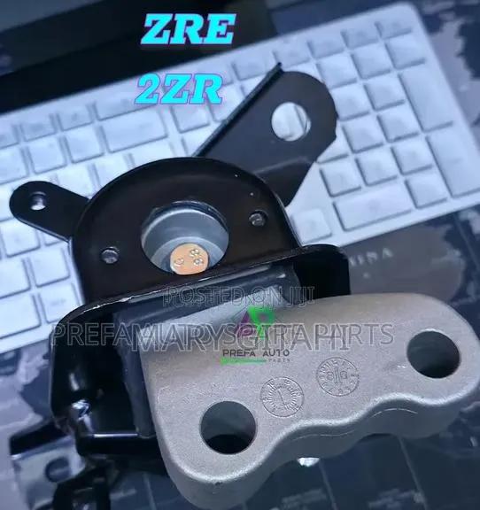 Engine Mounting Zre,2zr Right Side - thumbnail 2