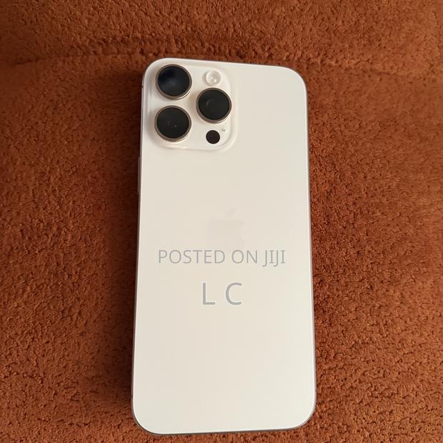 Apple iPhone 16 Pro Max 256 GB Rose Gold - thumbnail 5