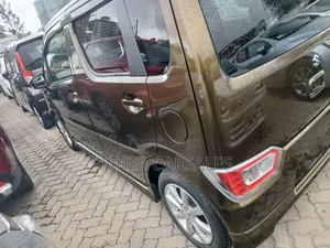 Suzuki Wagon R 2019 Green