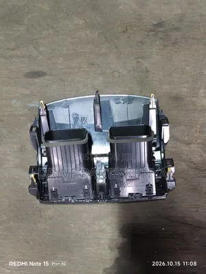 Axio /Fielder 2007 Dashboard Vent