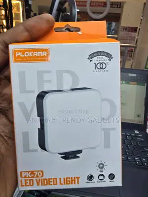 Plokama PK-70 Rechargeable Style LED Video Fill Light for Vlogging