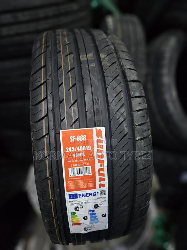 245/40r19 Sunfull Tyres - main view