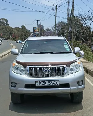 Toyota Land Cruiser Prado 2.7 i 2010 Silver