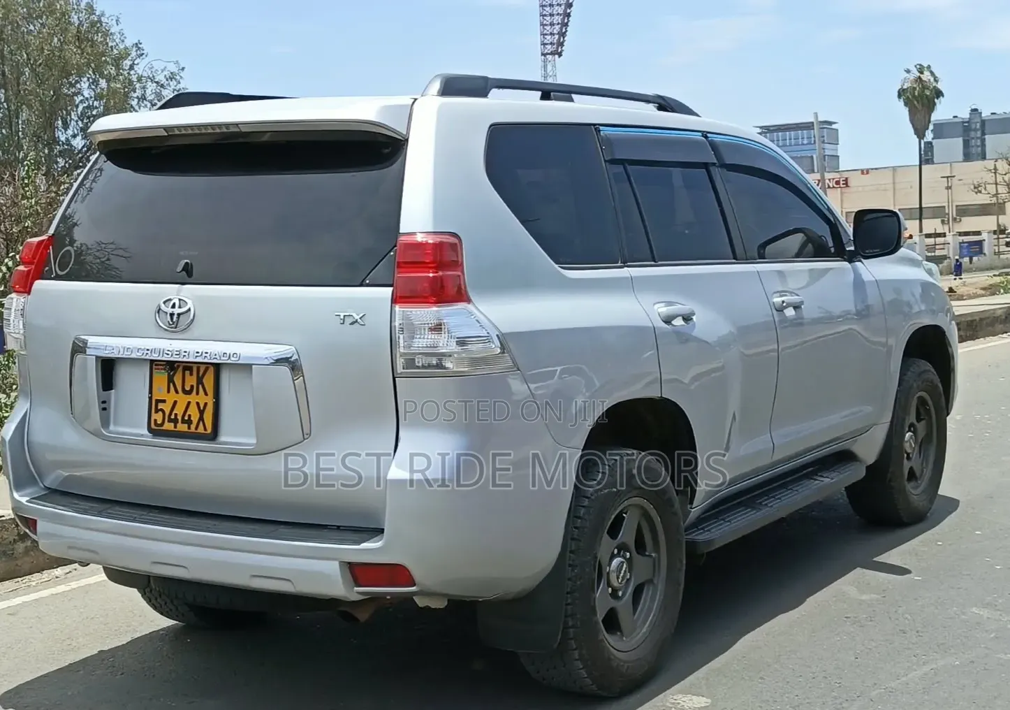 Toyota Land Cruiser Prado 2.7 i 2010 Silver