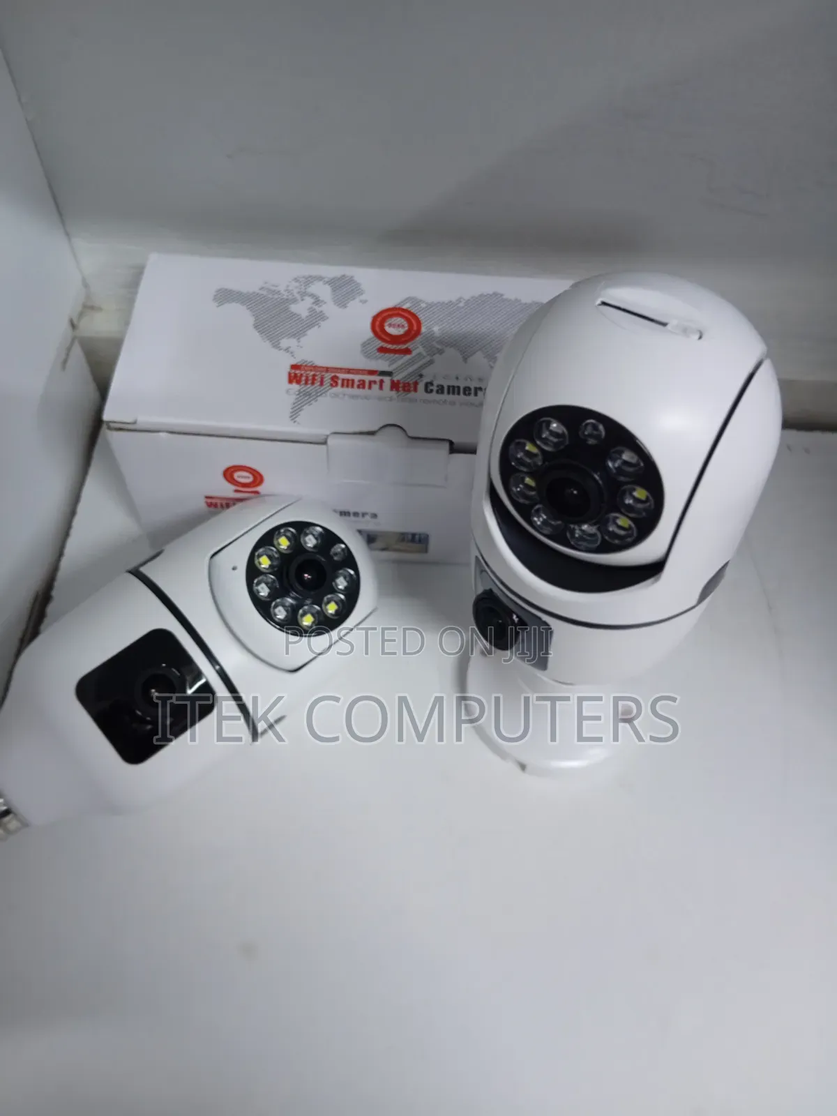 V380 Dual Lens Bulb Camera for Easy Indoor Installation and Use