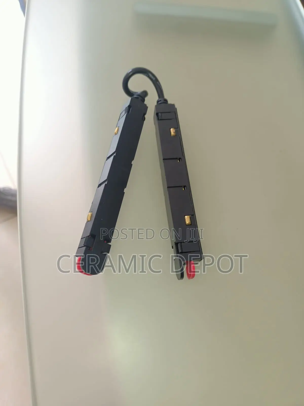Corner Power Connector for Magnetic Track Lighting System