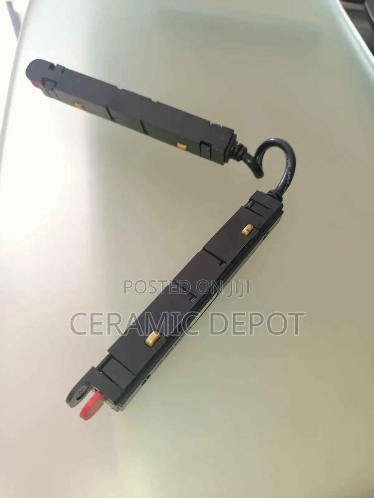 Corner Power Connector for Magnetic Track Lighting System
