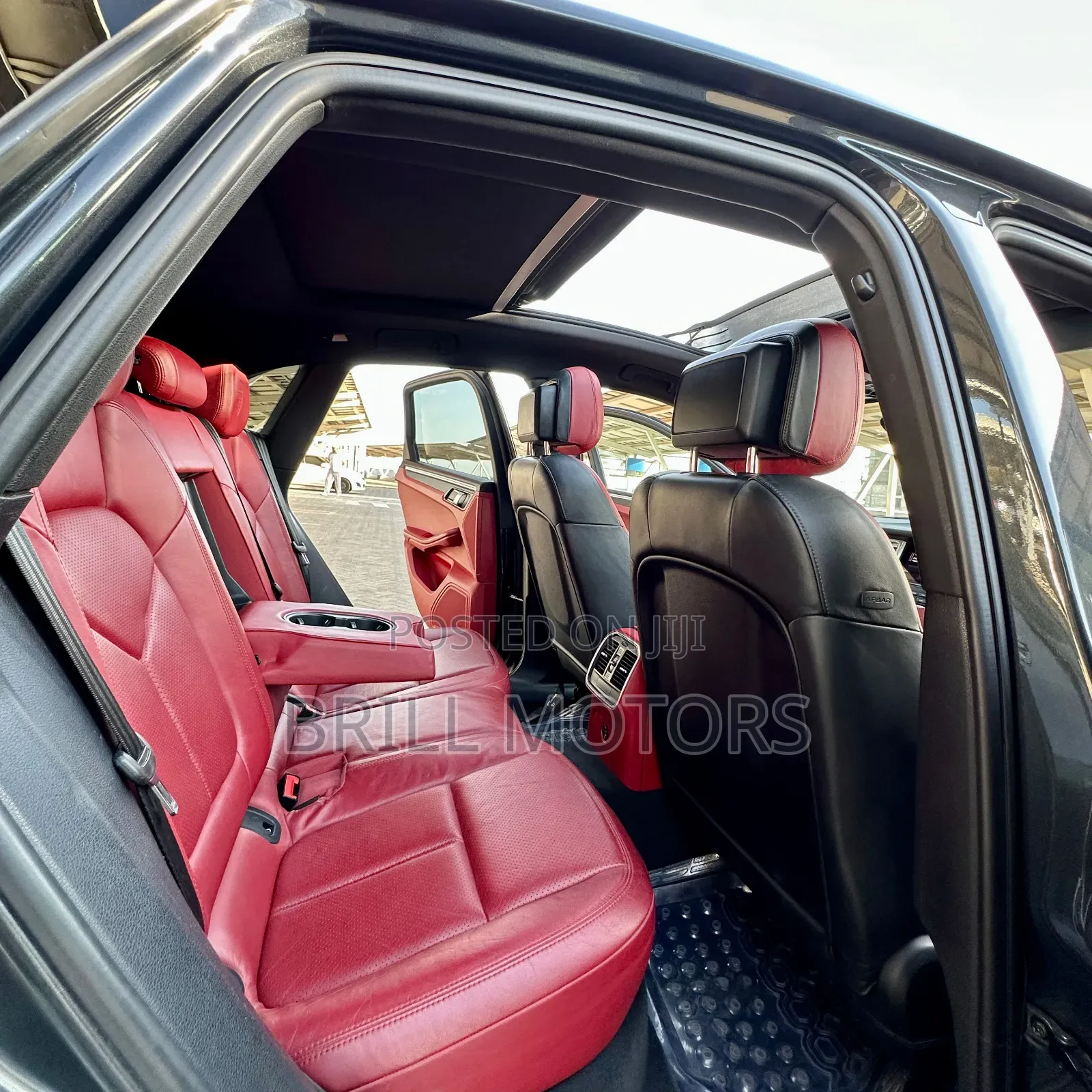 Porsche Macan Sport Edition 2018 Gray