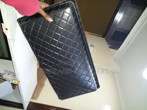 Hydroponic Trays for Efficient Crop Rotation - No Holes