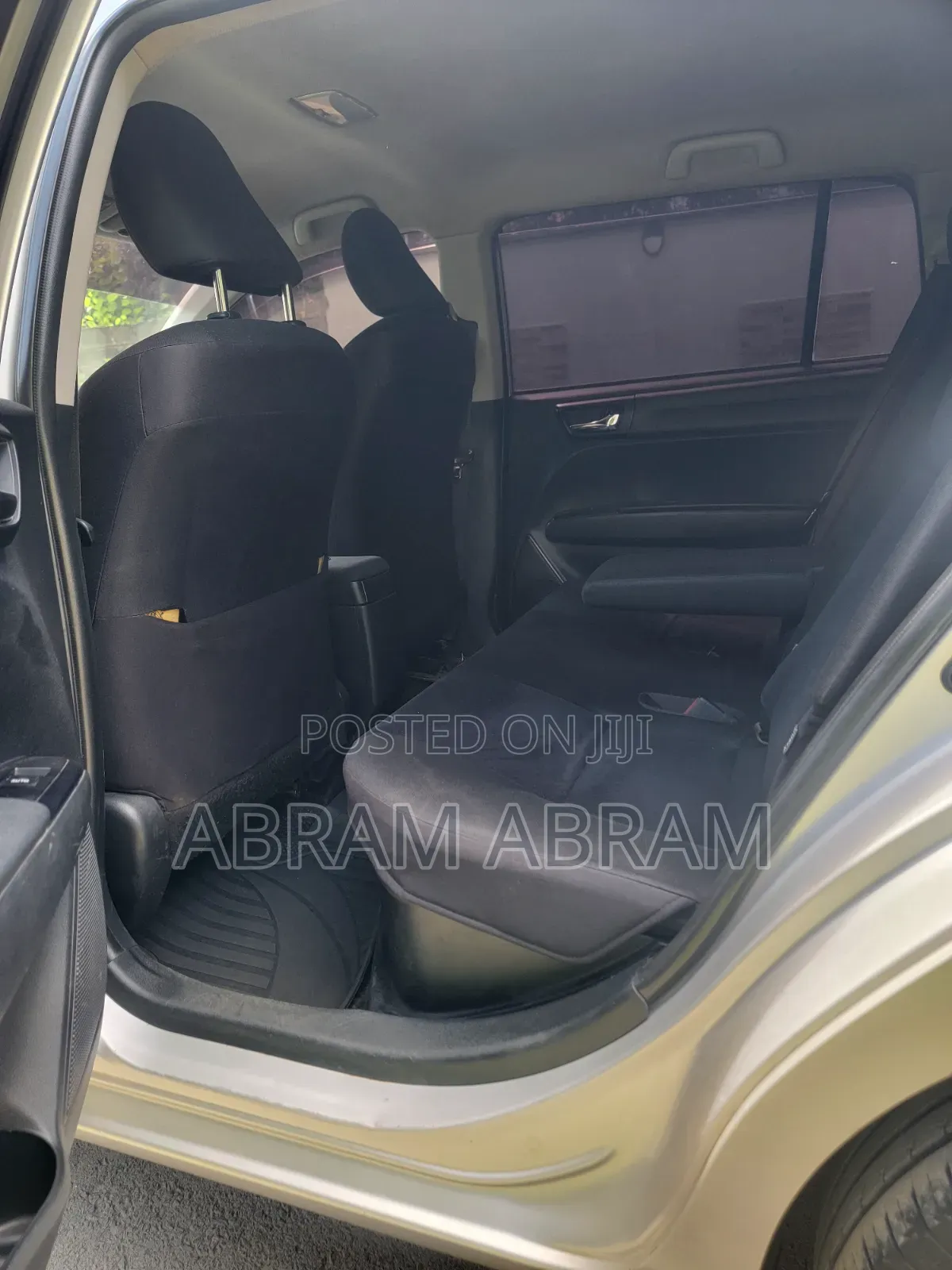 Toyota Corolla Fielder 2017 Silver