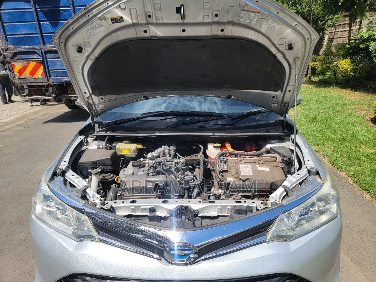 Toyota Corolla Fielder 2017 Silver