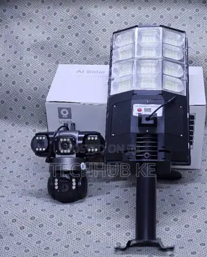 V380 Outdoor Solar CCTV Camera With Led Street Light 4G Three Lens PTZ