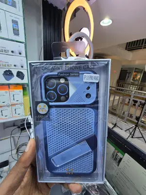 Anti-Heat Protective iPhone Phone Cover With Built-in Stand