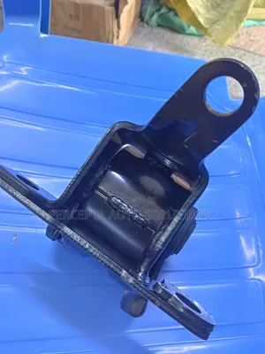 Mazda CX5 Left Engine Mounting