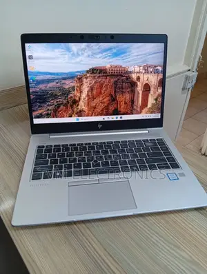 Laptop HP EliteBook 840 G5 8GB Intel Core i7 SSD 256GB