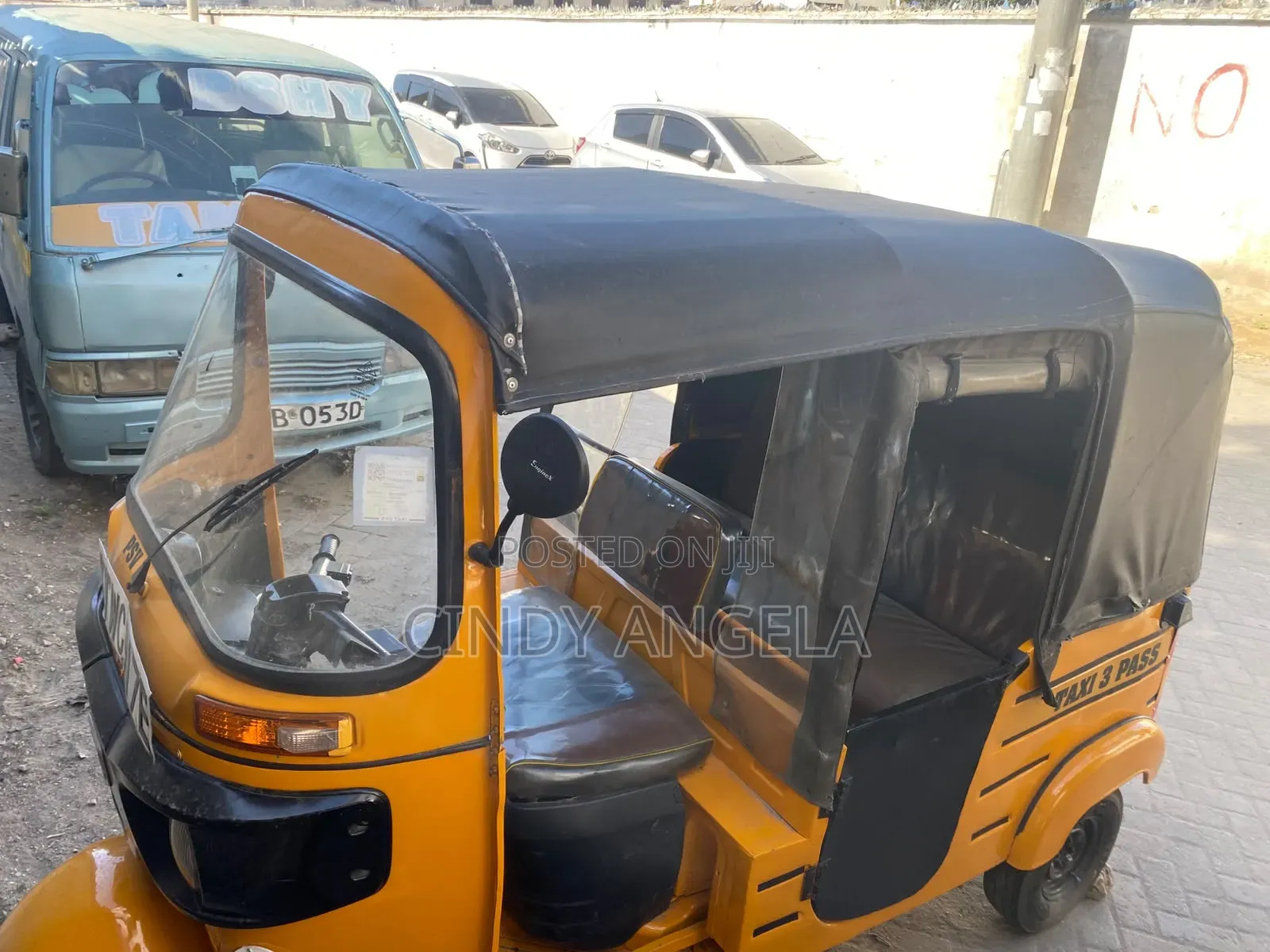 Bajaj RE 2024 Yellow