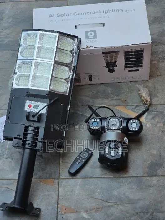 TRIPLE Wireless Solar PTZ Camera Outdoor 4G CCTV Street Light Camera