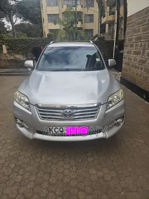 Toyota Vanguard 2015 Silver