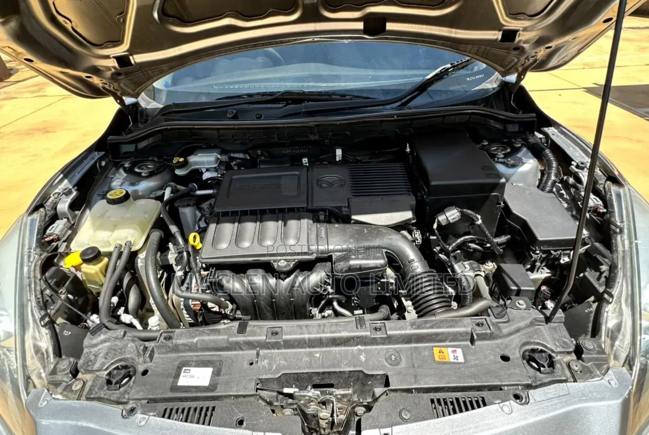 Mazda Axela 2011 Silver