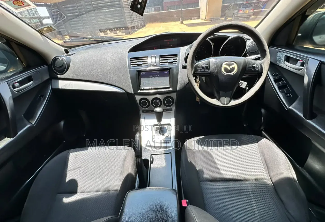 Mazda Axela 2011 Silver