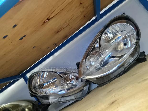 March 2013 Headlight Headlamp - thumbnail 2
