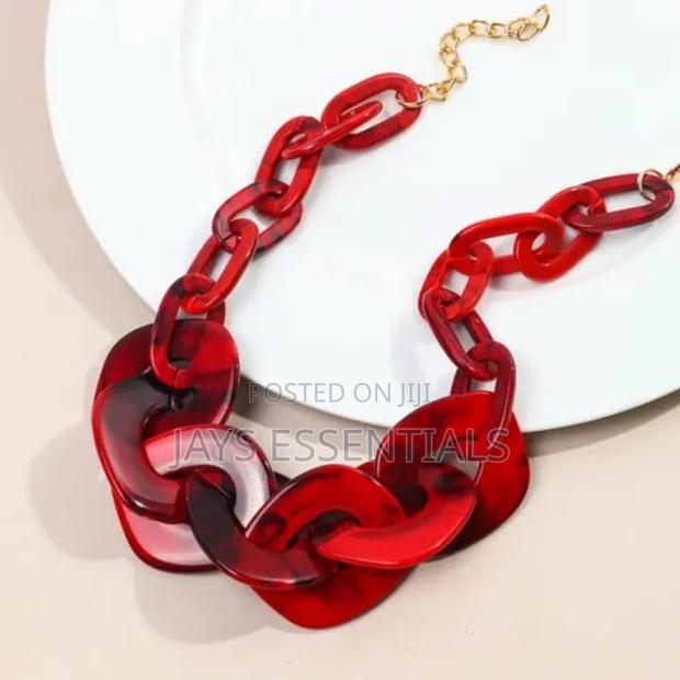 Acrylic Curb Chain - thumbnail 4