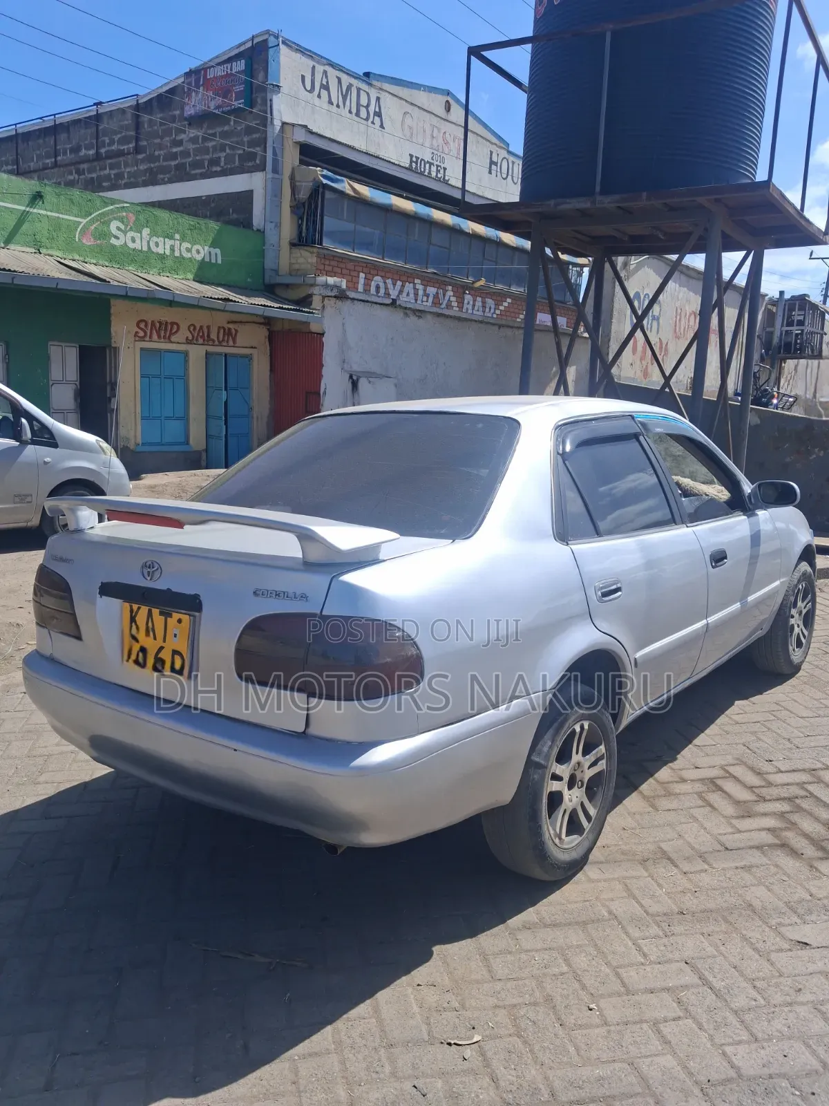 Toyota Corolla 2000 Silver