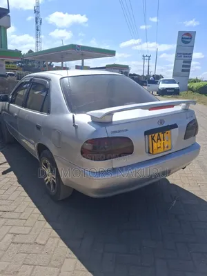 Toyota Corolla 2000 Silver
