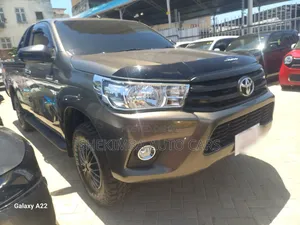 Toyota Hilux 2.8 Diesel 2020 Gray