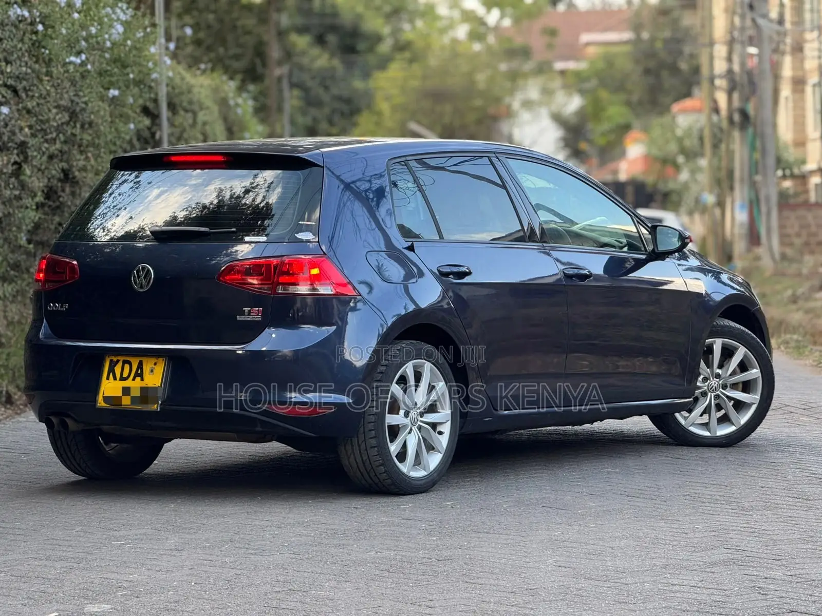 Volkswagen Golf 2013 Blue