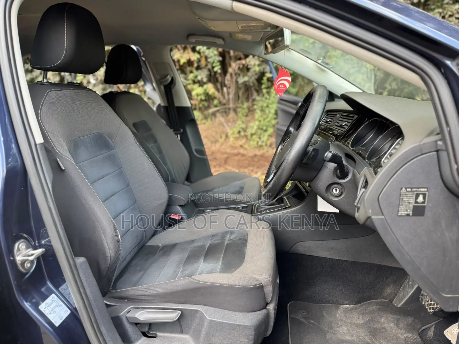 Volkswagen Golf 2013 Blue