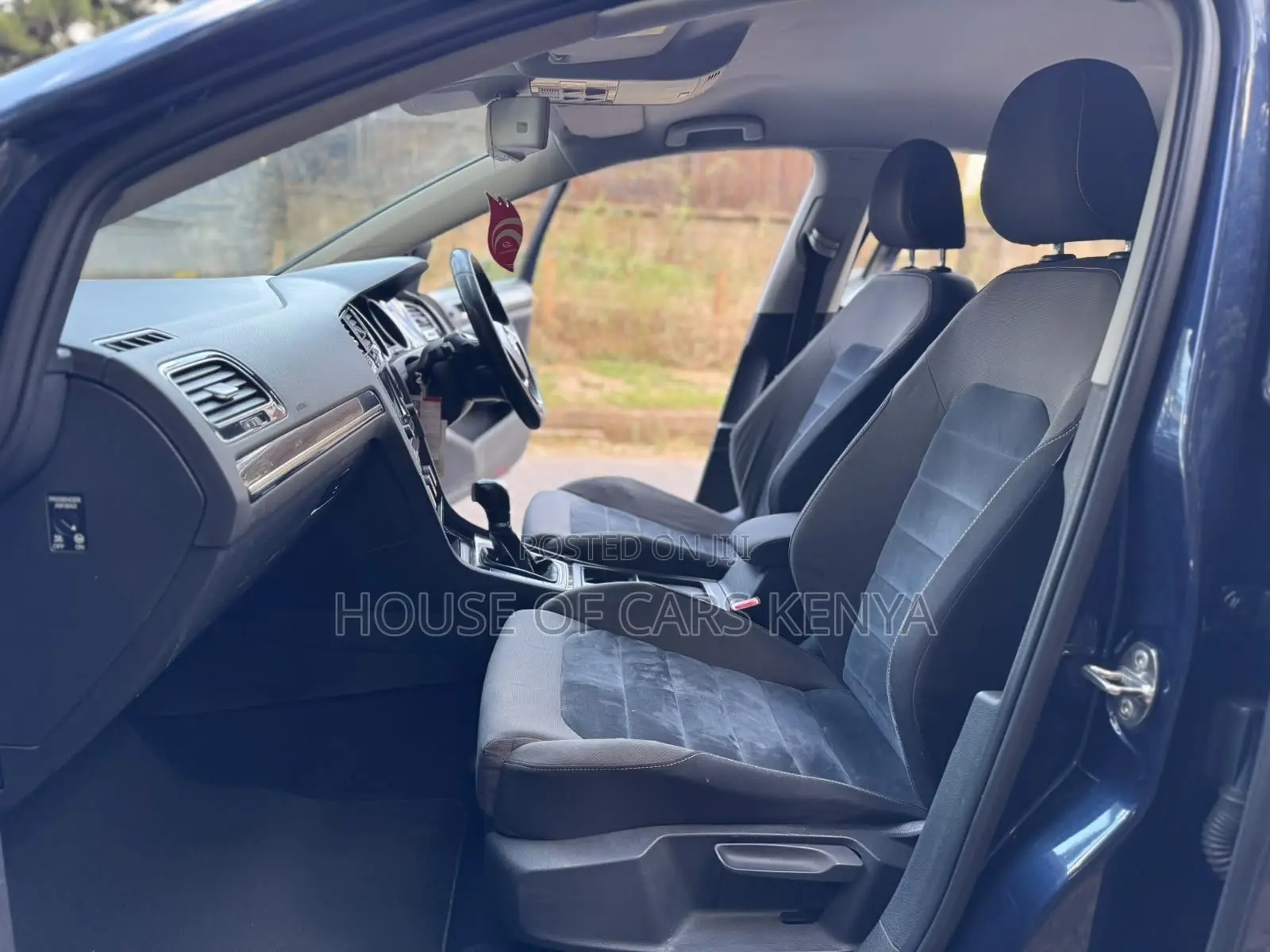 Volkswagen Golf 2013 Blue