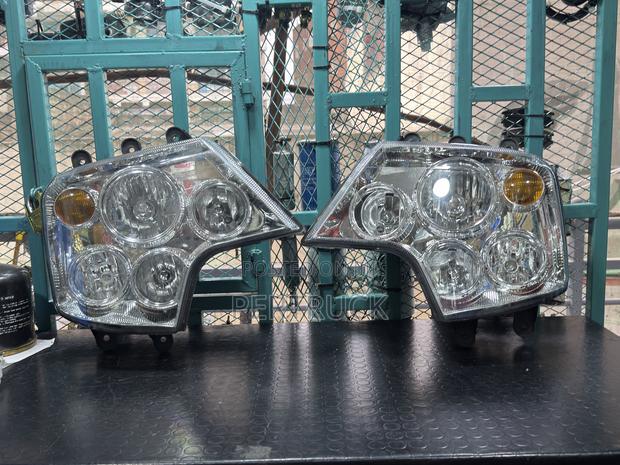 Sinotruck Howo A7 Headlamp Wg/2 Howo Nx