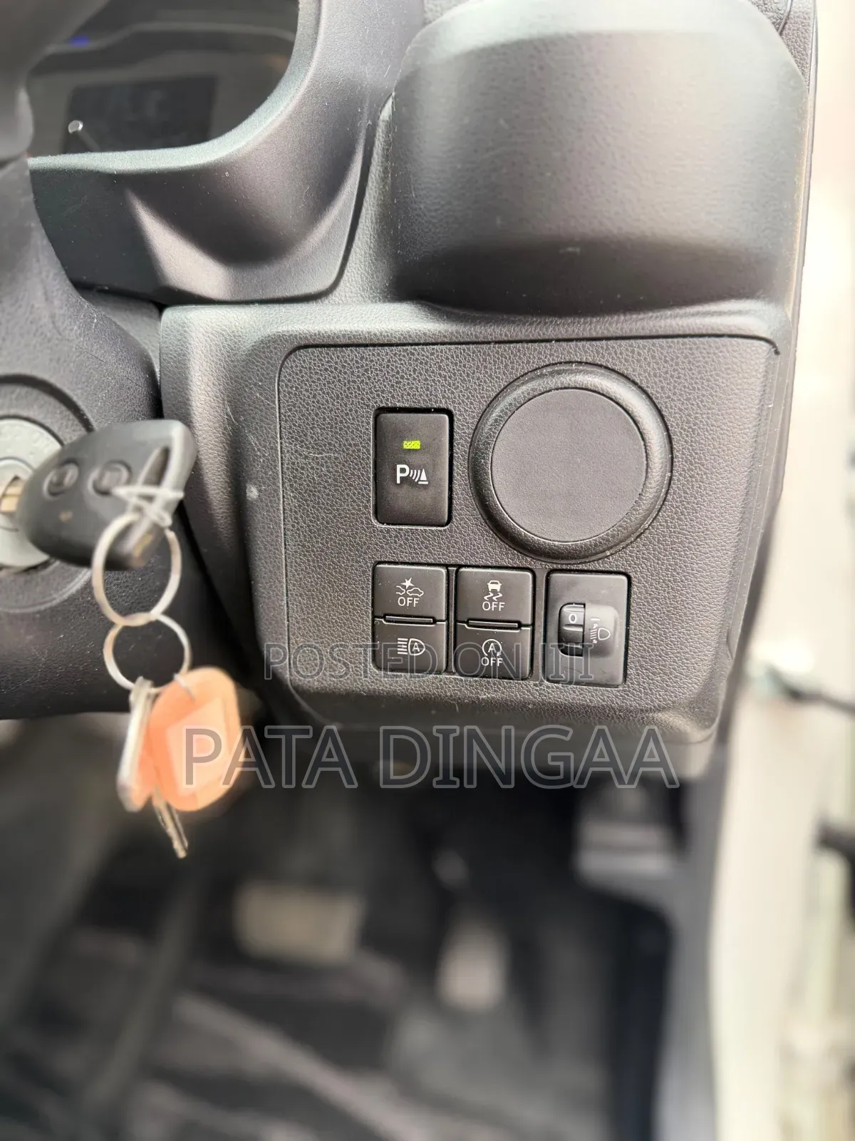Daihatsu Mira 2019 White