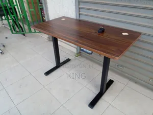Stunning Electric Table
