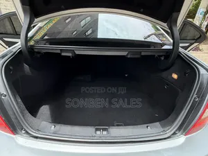Mercedes-Benz C180 2010 Silver