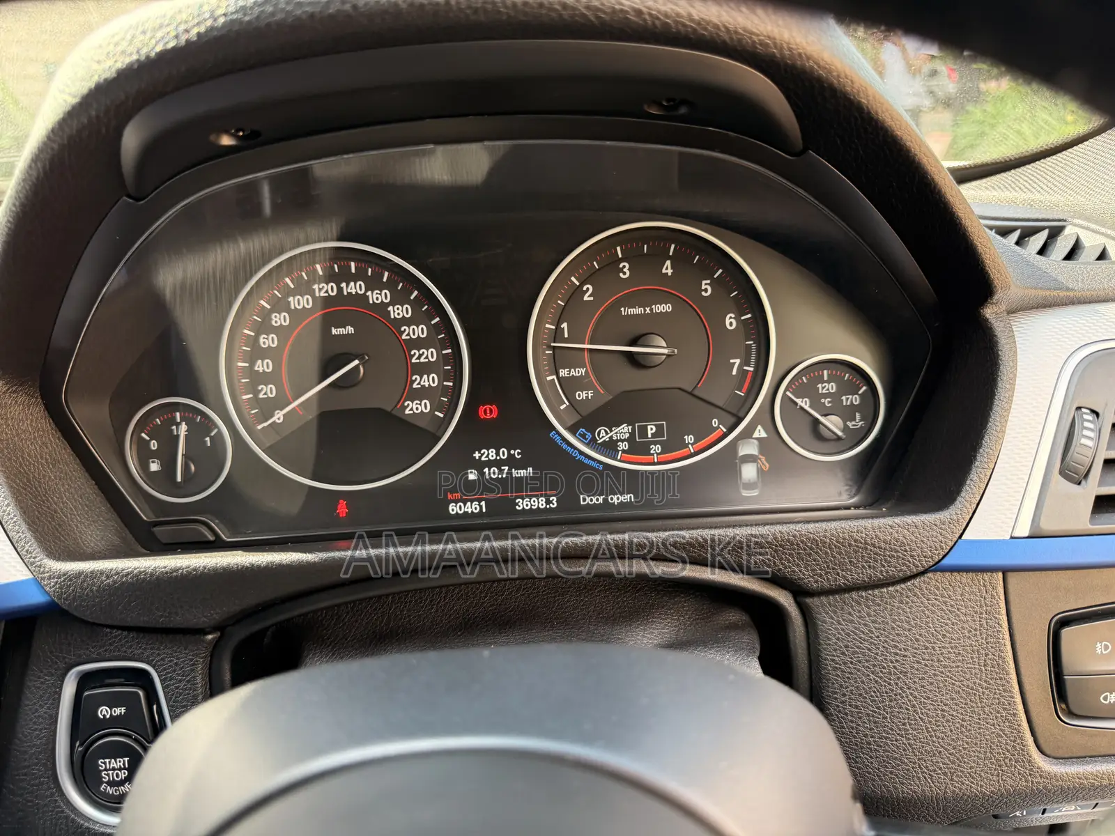 BMW 320i 2019 White
