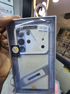 Samsung Galaxy Cooling Back Cover With Hands-Free Phone Stand