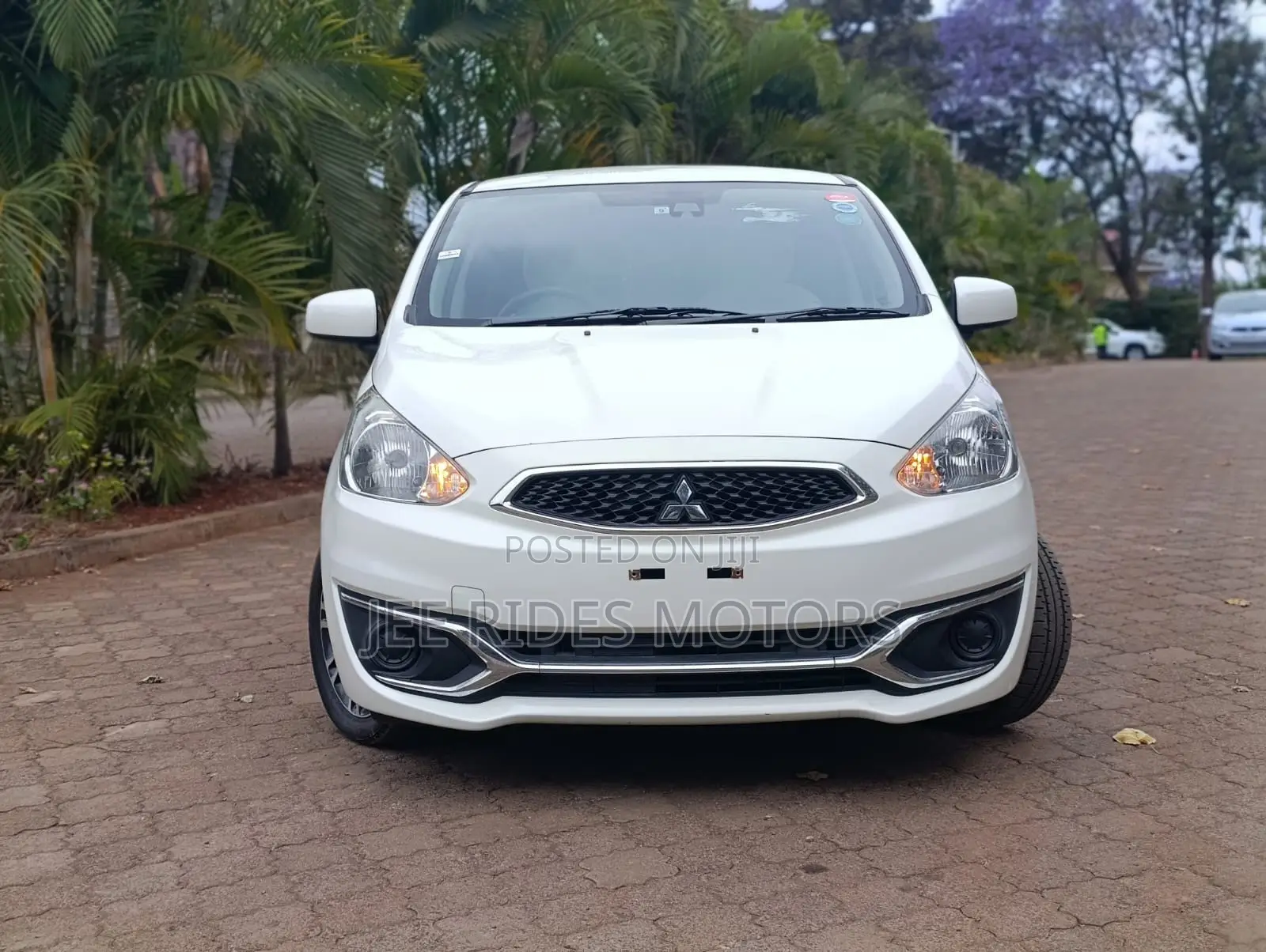 Mitsubishi Mirage 2019 White