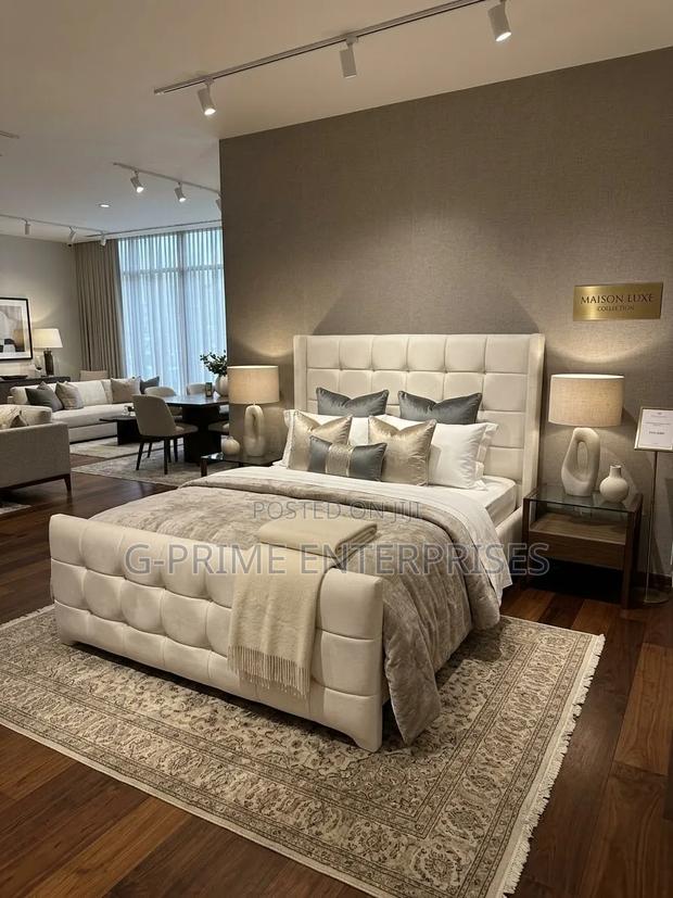 Cream White Modern Bed - main view