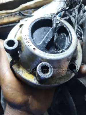 Free Hub Nissan Patrol Y61