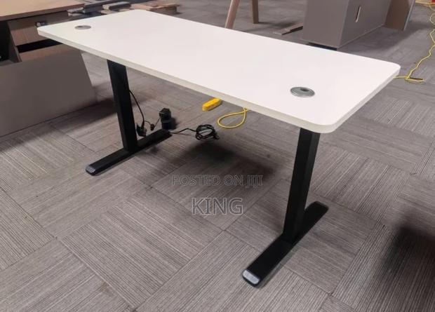 Boss Office Desk ADJUSTABLE HEIGHT