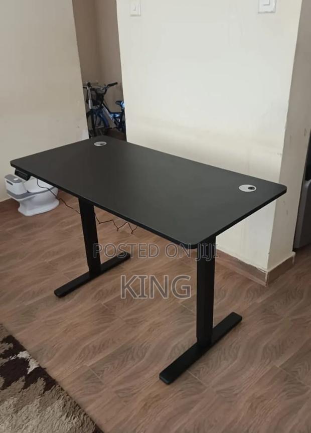 Boss Office Desk ADJUSTABLE HEIGHT - thumbnail 2