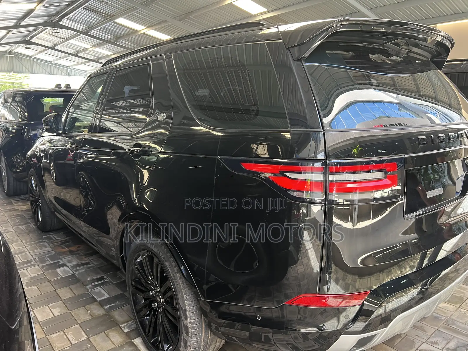 Land Rover Discovery 2020 Black