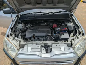 Toyota Succeed 2015 Silver