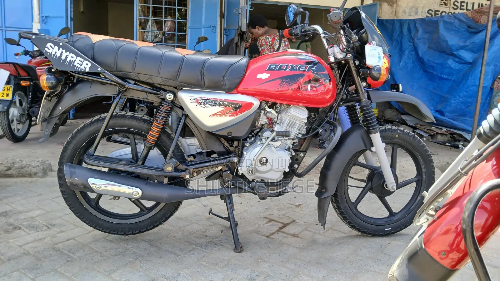 Bajaj Boxer 125 2026 Red