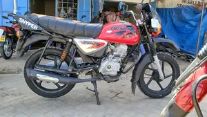 Bajaj Boxer 125 2026 Red